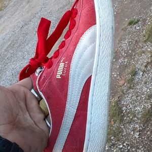 Red suede puma's